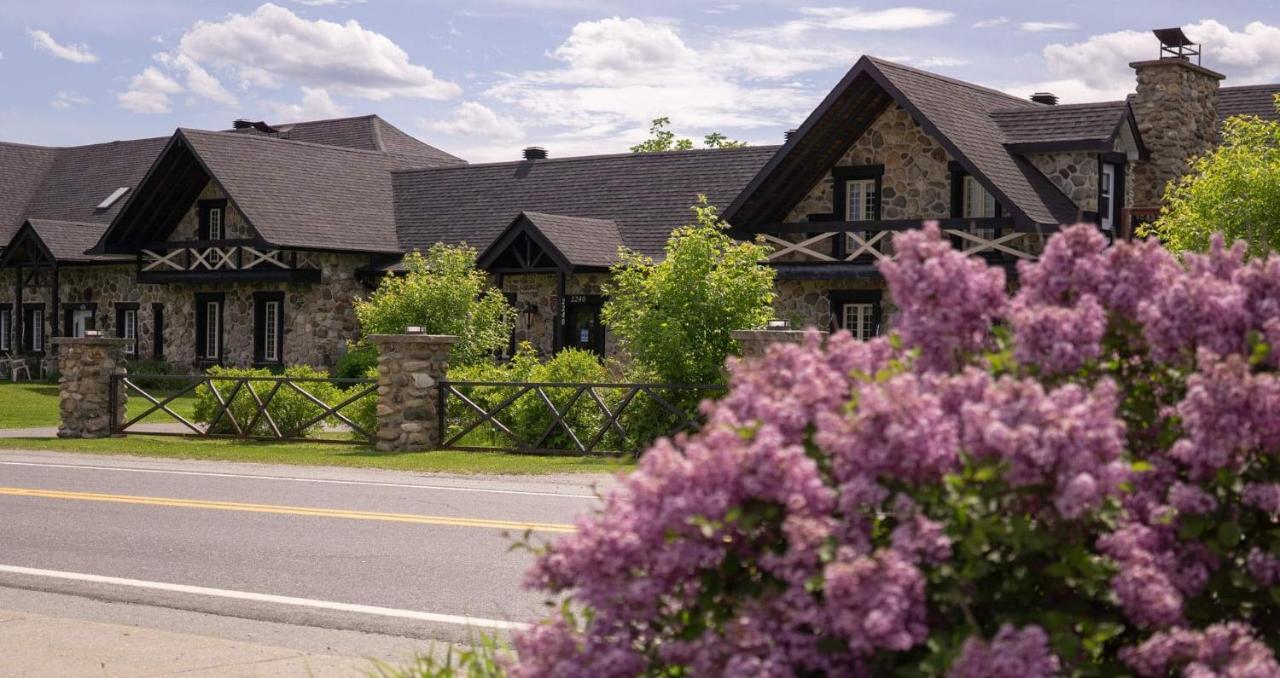 Condo Hotel Au pied du Mont Orford Extérieur photo